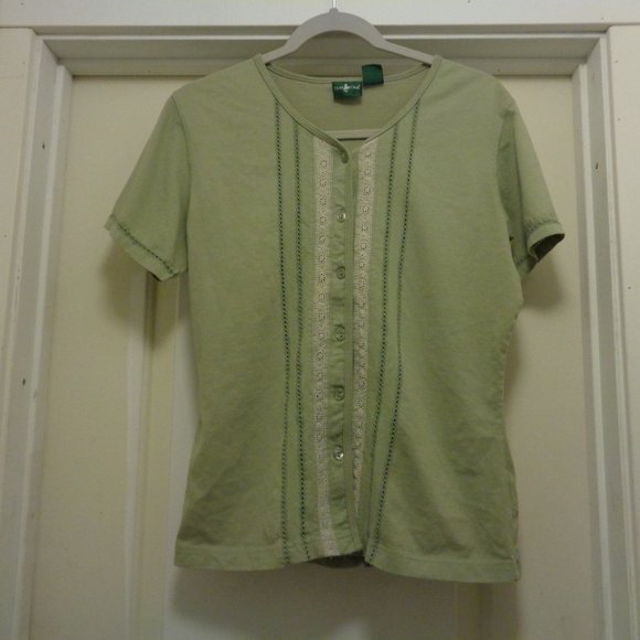 COLOR OF THE SEASON MUTED OLIVE SWEET LITTLE TEE LACEY TOP M - Picture 5 of 6